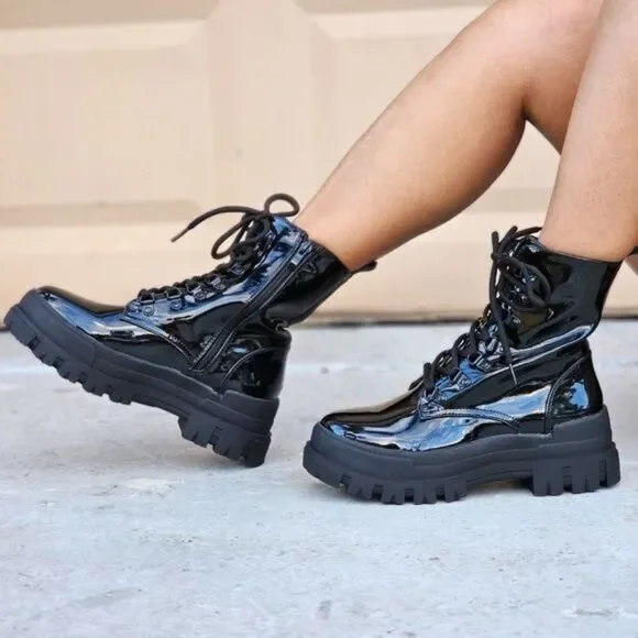 Women's Combat Lace Up Ankle Block Heeled Boots Black Color - Picture 3 of 6